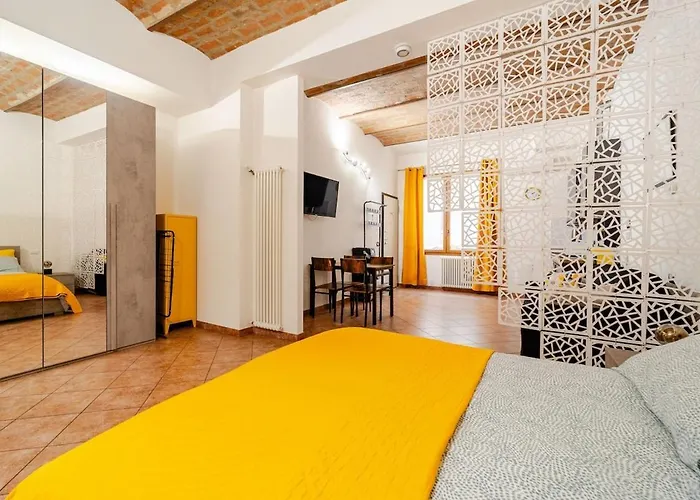 Апартаменты 10min Dalla Fiera Con Parcheggio Gratuito